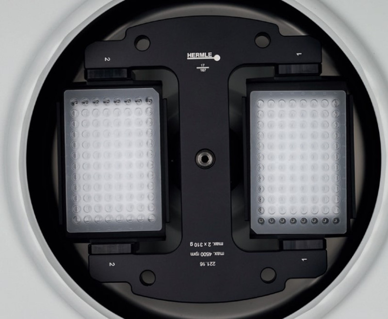 Máy ly tâm để bàn nhiều ống cùng lúc 14.000 vòng/phút Hermle Z 307 