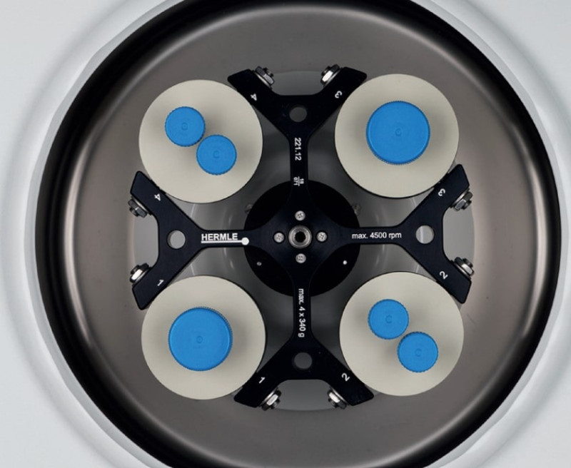 Máy ly tâm để bàn nhiều ống cùng lúc 14.000 vòng/phút Hermle Z 307 