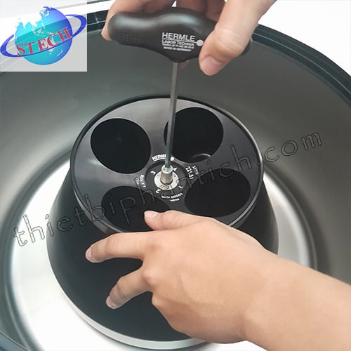 Máy ly tâm 4 ống 500 ml 8.000 vòng/phút HERMLE Z 446  
