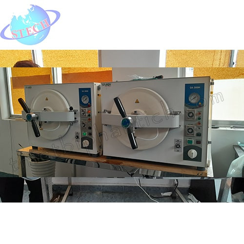 Nồi hấp tiệt trùng đặt bàn 24 lít Sturdy SA-300H 