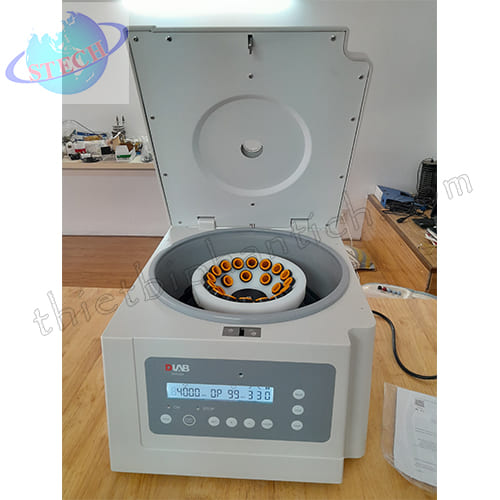 Máy ly tâm máu đa năng tốc độ 4000 vòng/phút Dlab DM0424