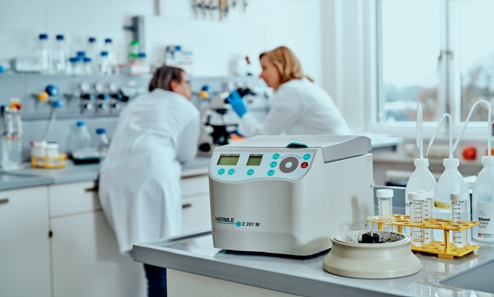 Máy ly tâm mini 24 ống x 1.5/2.0 ml 13.500 vòng/phút HERMLE Z 207 M